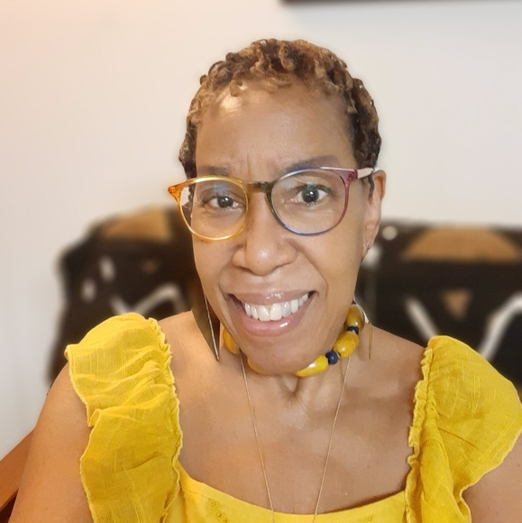 Meet your Posher, Pat - Picture 1 of 1